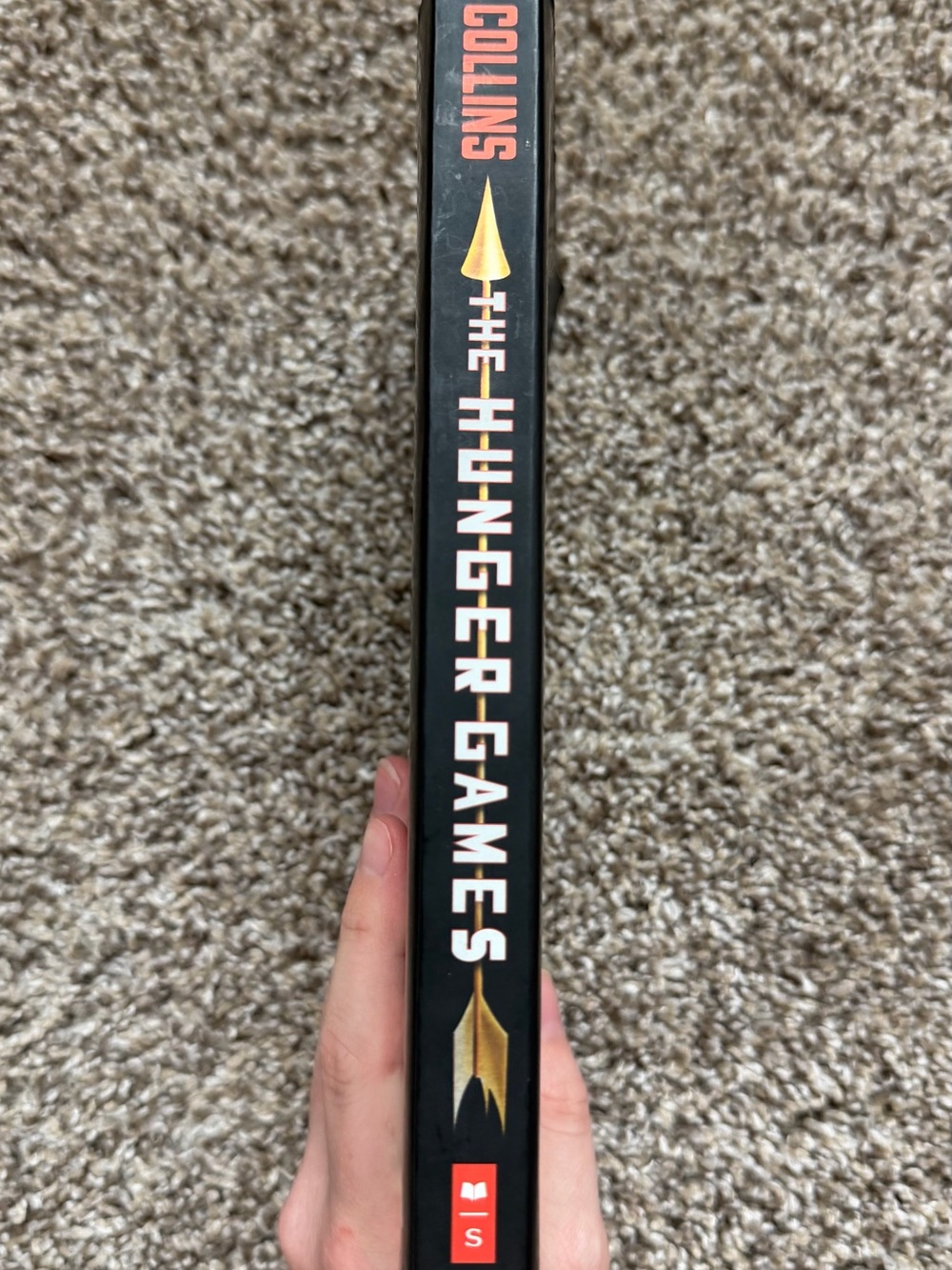 The Hunger Games Paperback - Picture 4 of 4